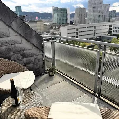 Urban Chic 3br Serviced *